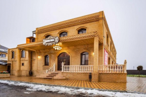 Ronai Holl Guest House